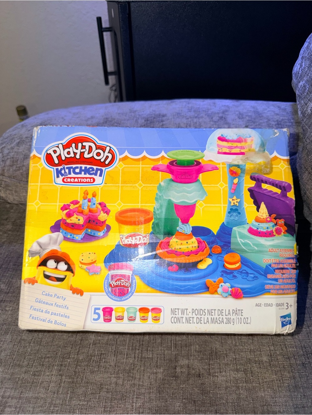 Play-Doh‎ Kitchen Creations Cake Party Playset